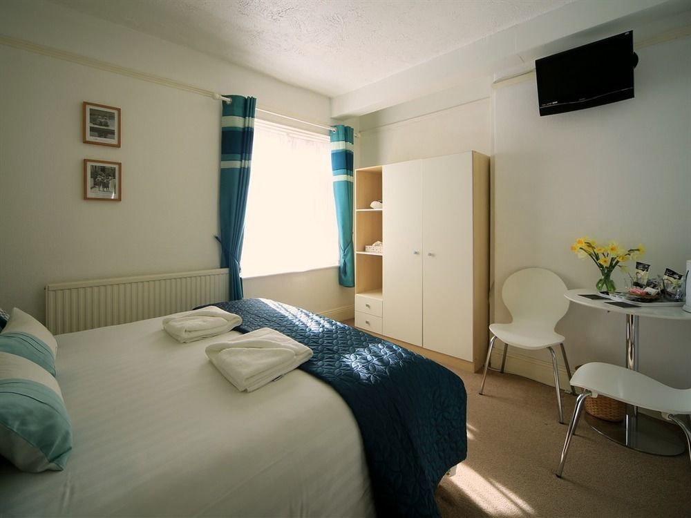 ペイントン Trentham House Bed & Breakfast エクステリア 写真